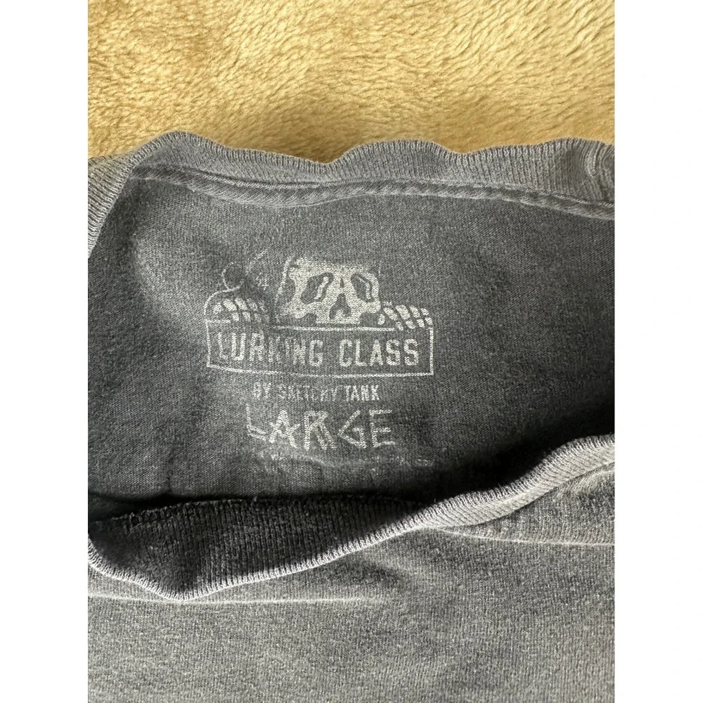 Lurking Class by Sketchy Tank Mens Large Black Weekend Warriors Graphic T-Shirt